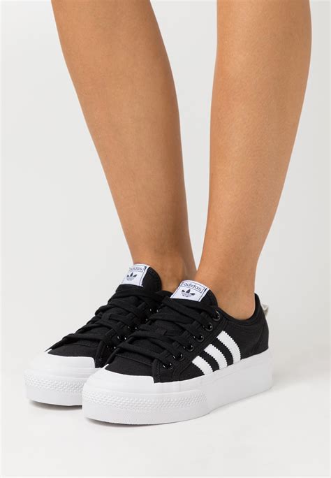 adidas nizza zwart dames|Women's Nizza Shoes .